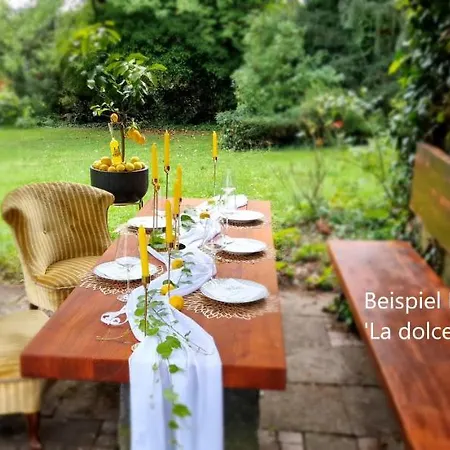 Gartenparadies Fereinhaus Fur Entspannung Oder Feierlichkeit *