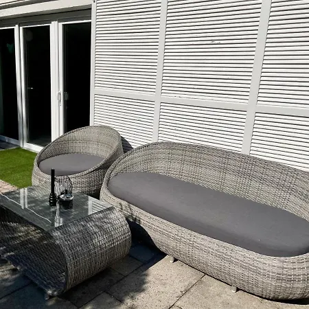 Gartenparadies Fereinhaus Fur Entspannung Oder Feierlichkeit